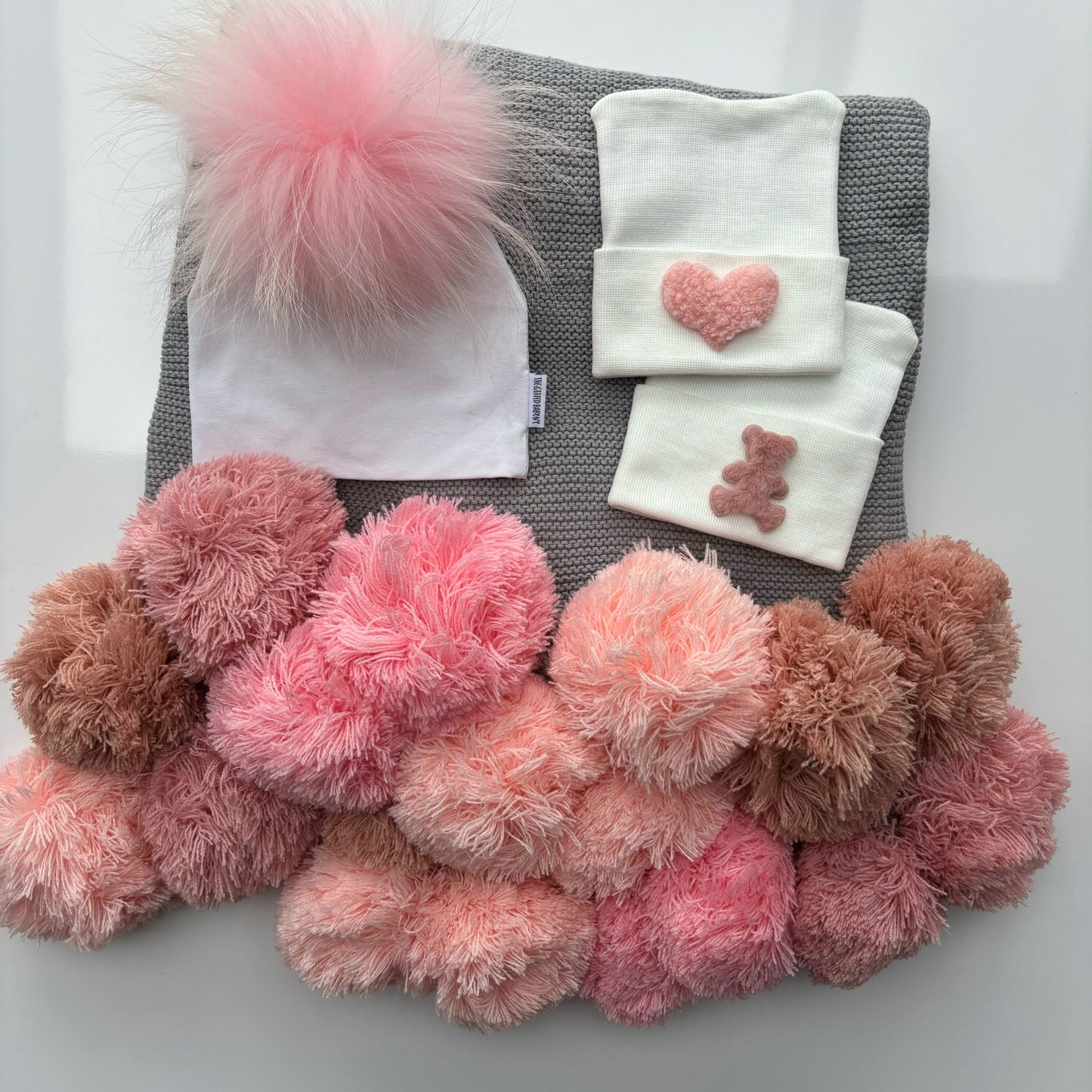 Pink Ombre Pompom Blanket