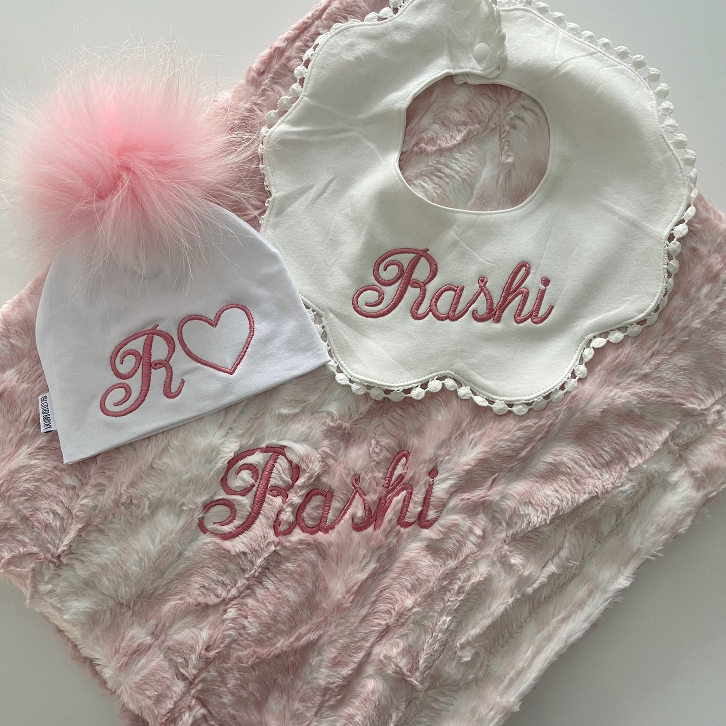 Scalloped Bib (with embroidery)