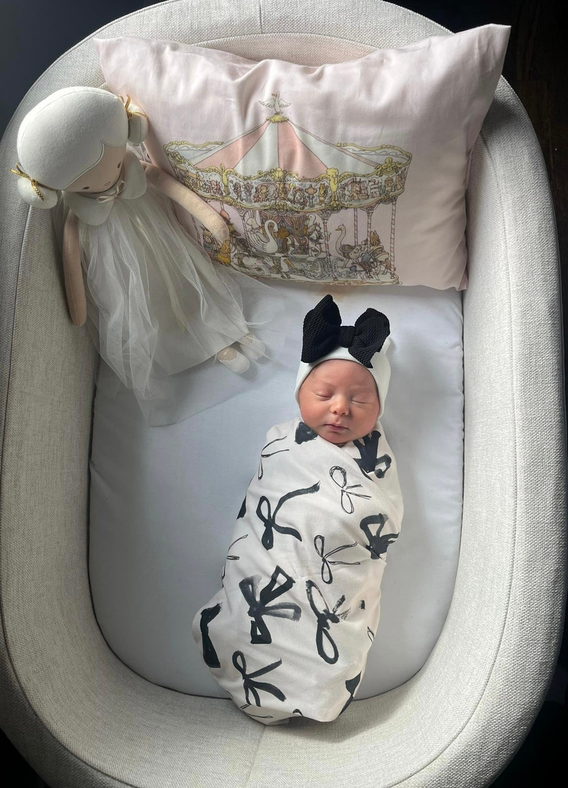 Oversized Bow Hospital Hat