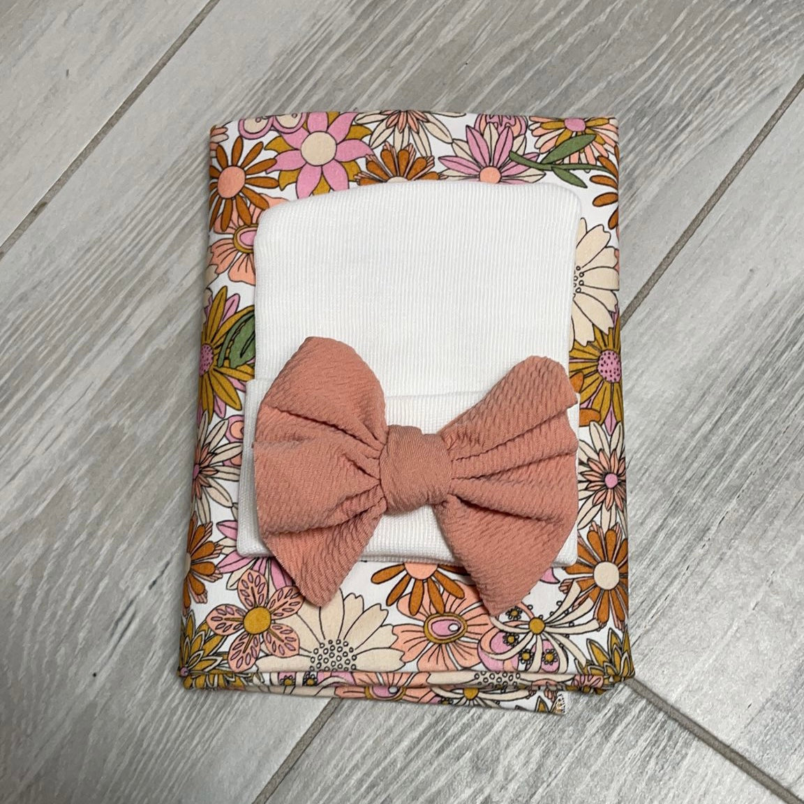 Oversized Bow Hospital Hat