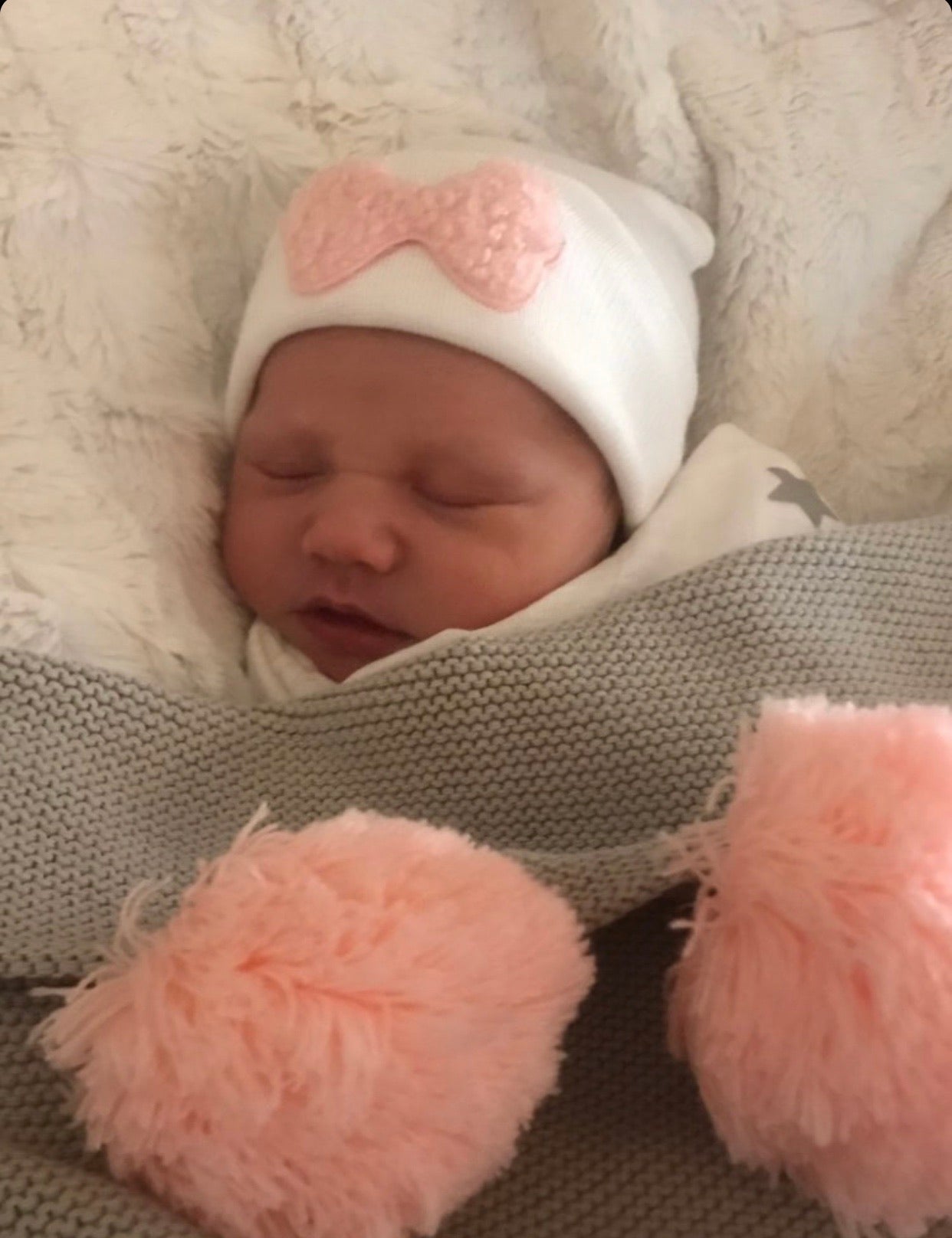 Fuzzy Bow Hospital Hat - The Gifted Baby NY