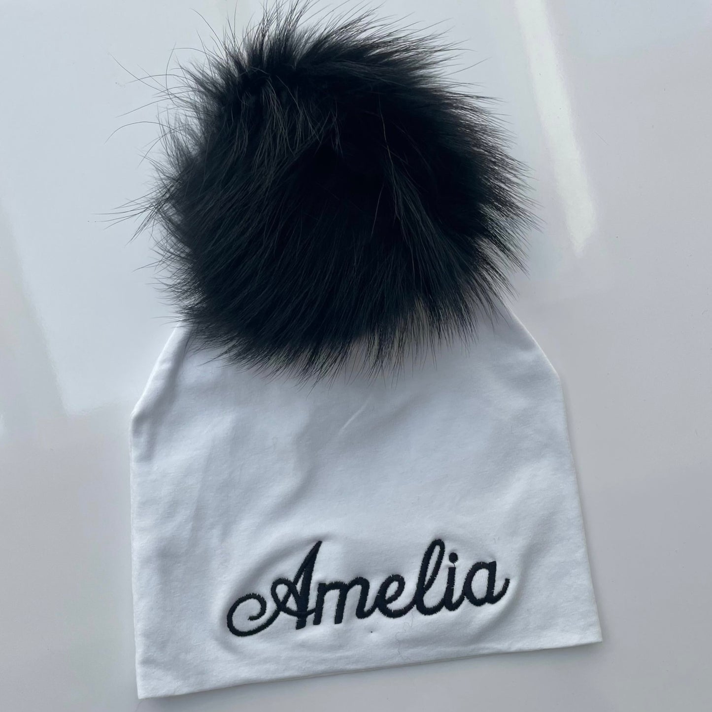 Amelia Embroidered Hat 3/6 With Pompom