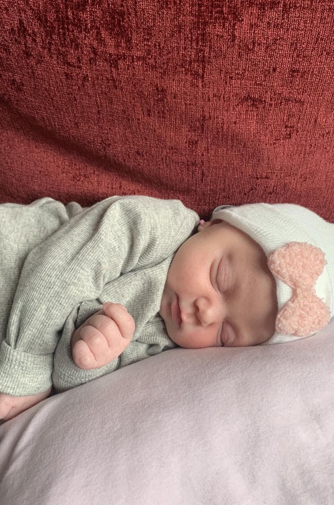 Fuzzy Bow Hospital Hat - The Gifted Baby NY