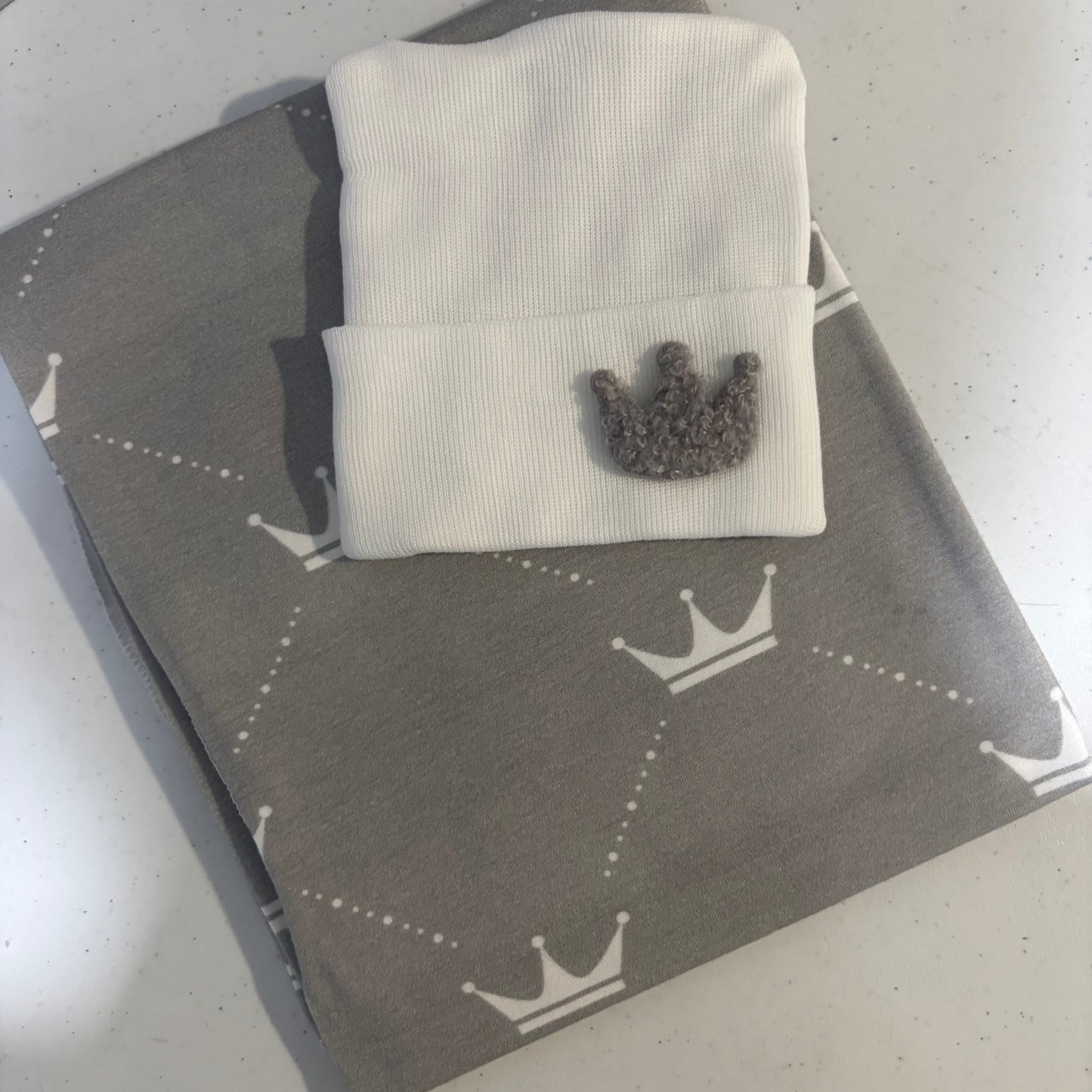 Crown Swaddle/Hat Gift Set