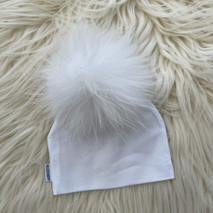 White Hat White Pompom