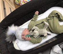 Load image into Gallery viewer, Pompom Hats - The Gifted Baby NY