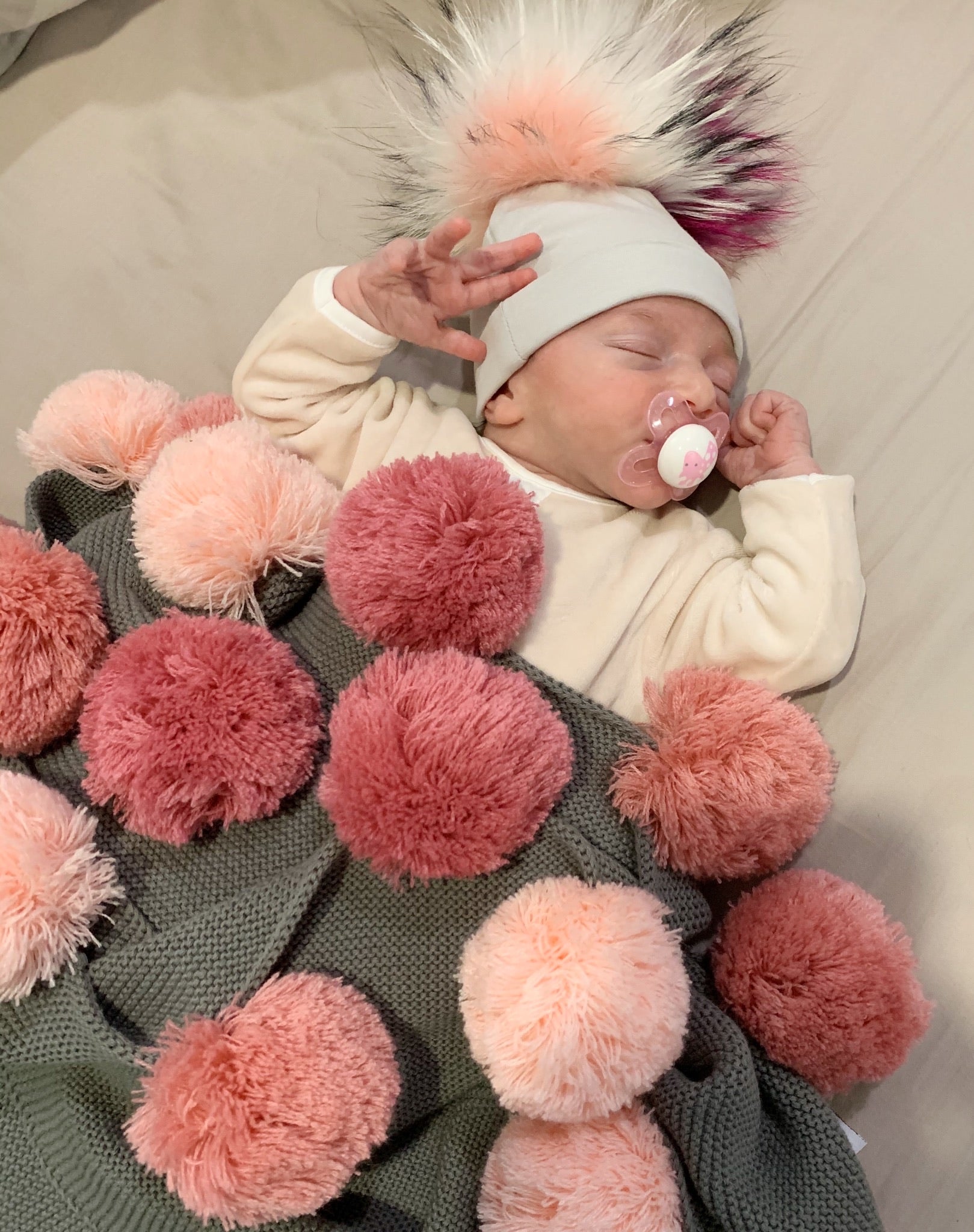 Baby girl best sale pom pom blanket