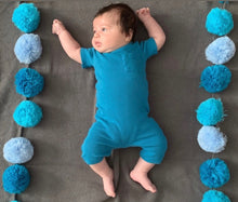 Load image into Gallery viewer, Blue Ombré Pompom Blanket - The Gifted Baby NY